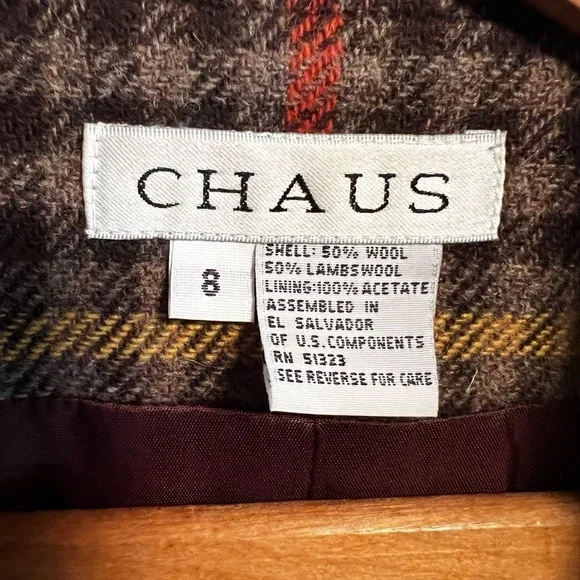 Chaus blazer in plaid. Browns. Size small.wool and lambs wool. Pockets & buttons - Picture 5 of 6